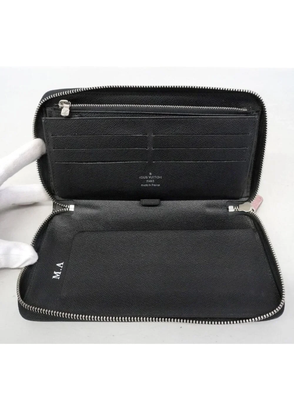 Louis Vuitton Wallet Epi Zippy Organizer NM Noir